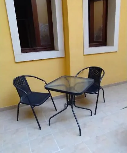 A Casa Συρακούσες