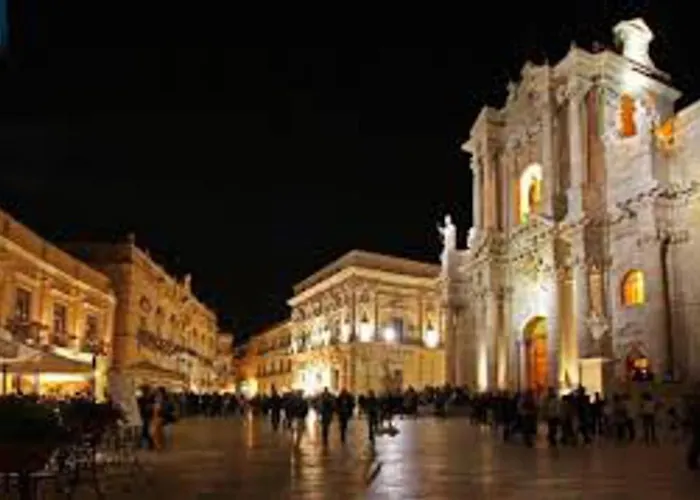 A Casa Συρακούσες